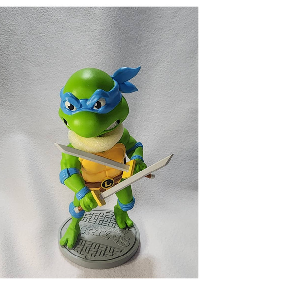teenage mutant ninja turtles head knockers Leonardo collectors quality resin - Picture 3 of 11